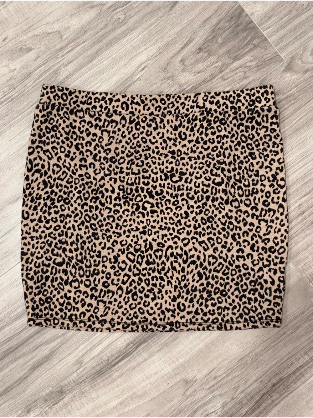 Women’s vintage forever 21 cheetah mini skirt L